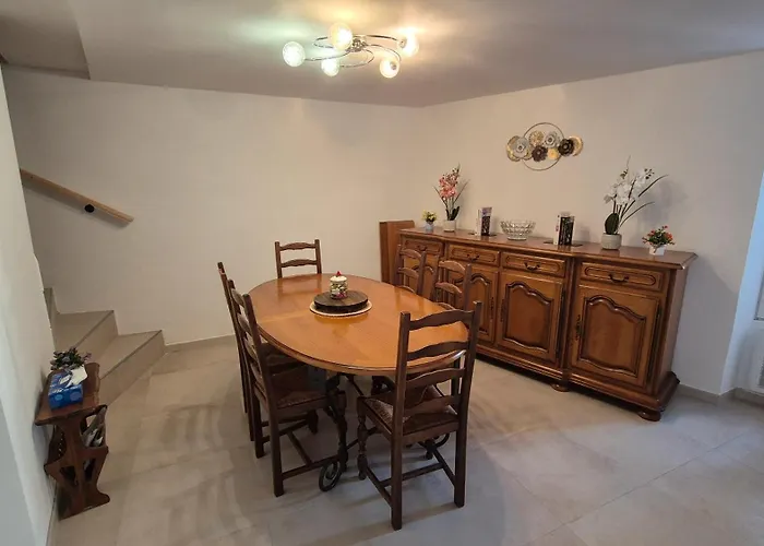 Maison De Village 6 Personnes Casa de Férias